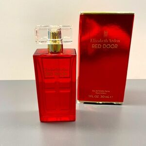 Red Door Eau de Toilette Spray